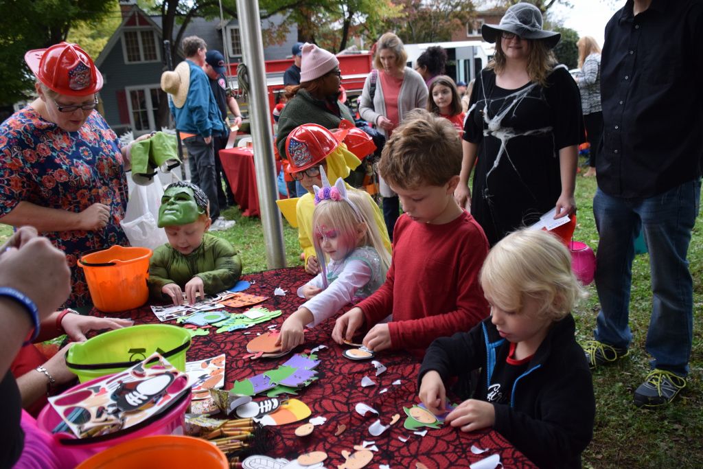 library festival 10-2019 084 (1024x683).jpg